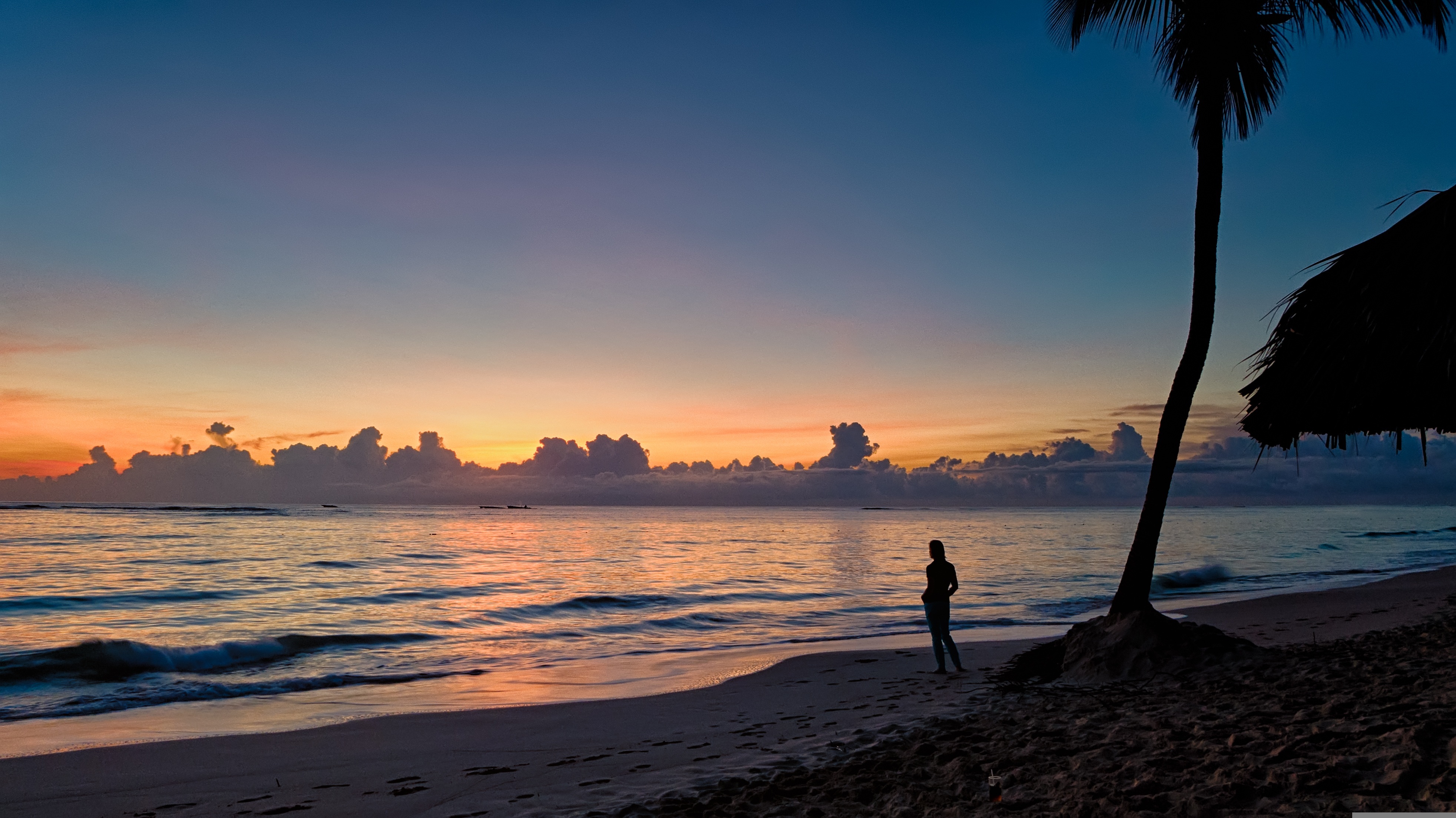 sea when its sunset